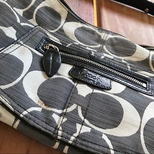 Authentic Coach shoulder bag